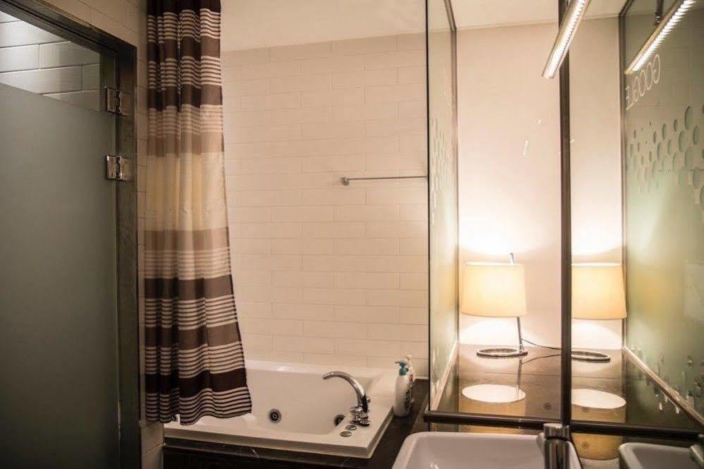G Tourist Hotel Wolmido Incheon Esterno foto