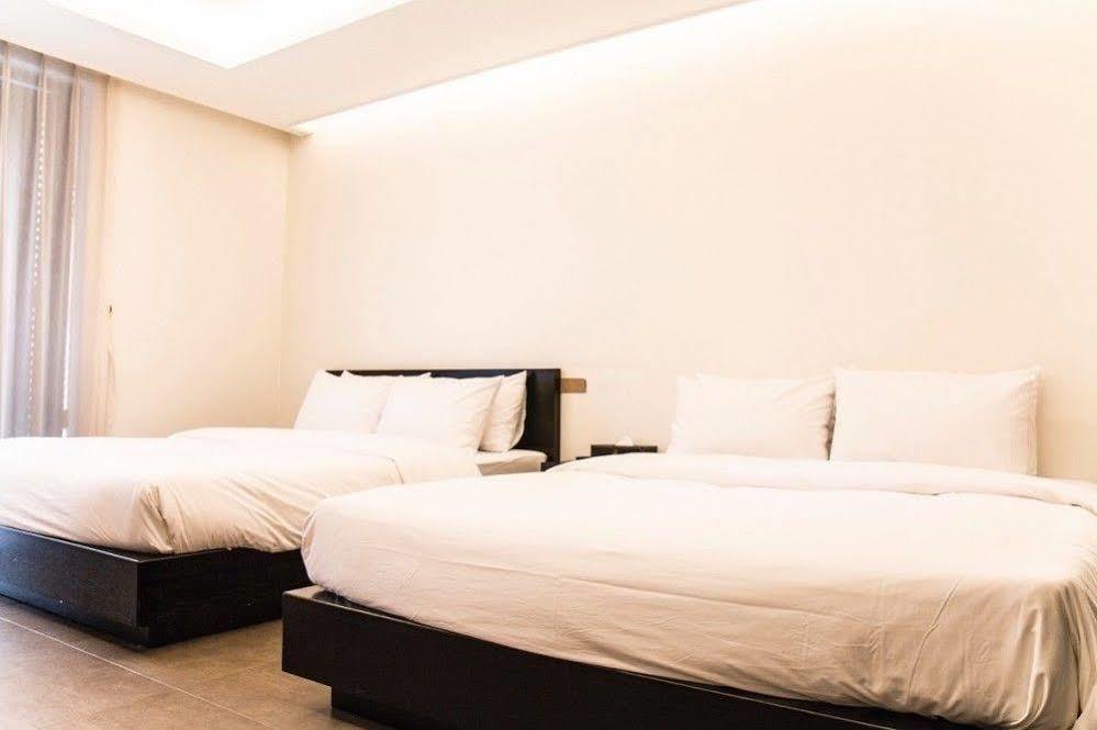 G Tourist Hotel Wolmido Incheon Esterno foto